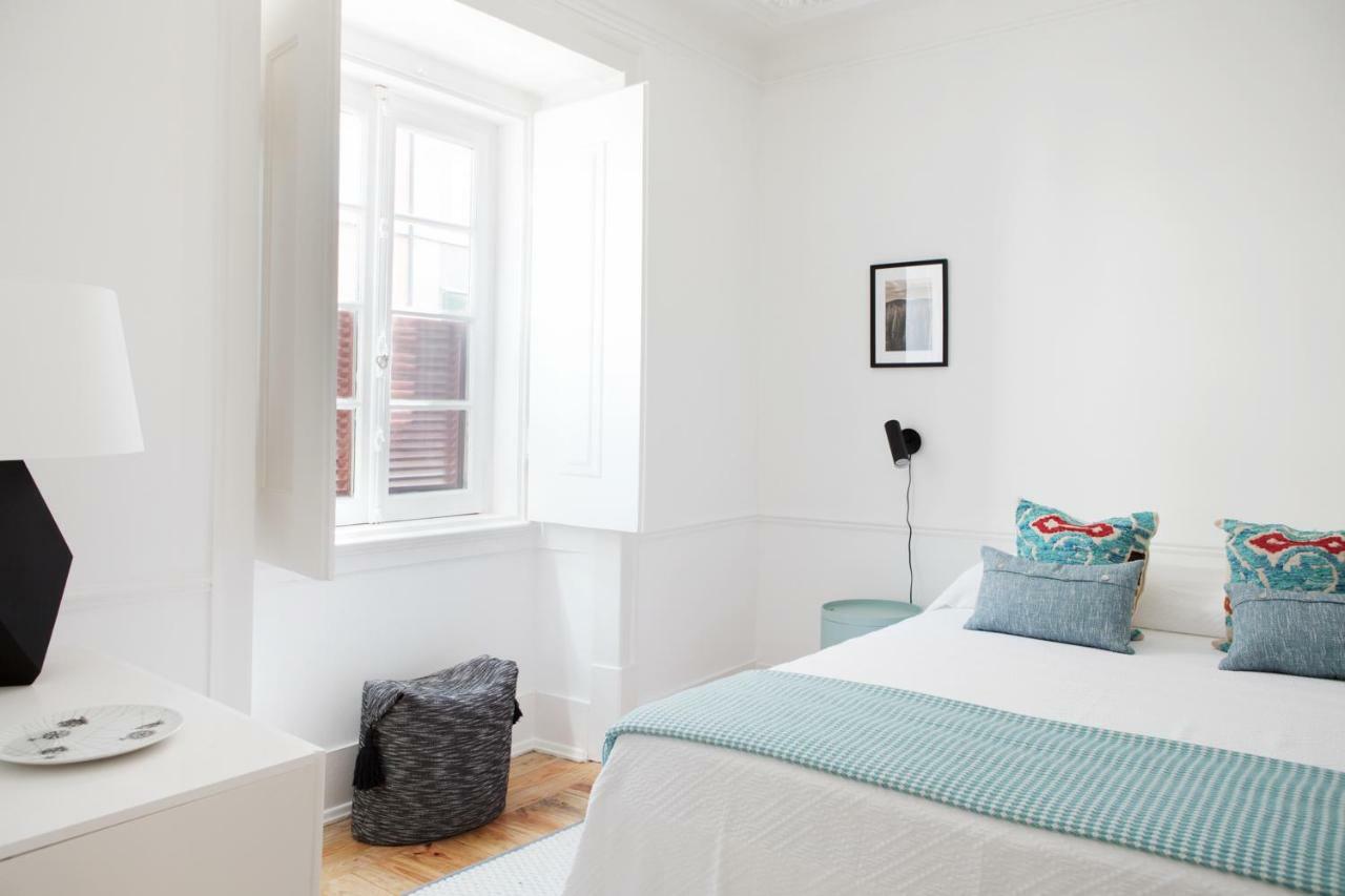 Renovated Charming Apartment With Terrace In Lapa Lisboa Eksteriør bilde